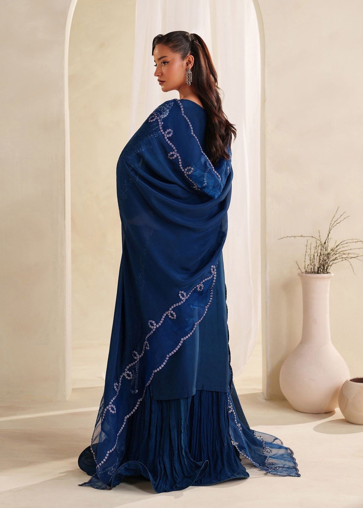 Dastoor | Maahi Luxury Pret | Chloe, image 2
