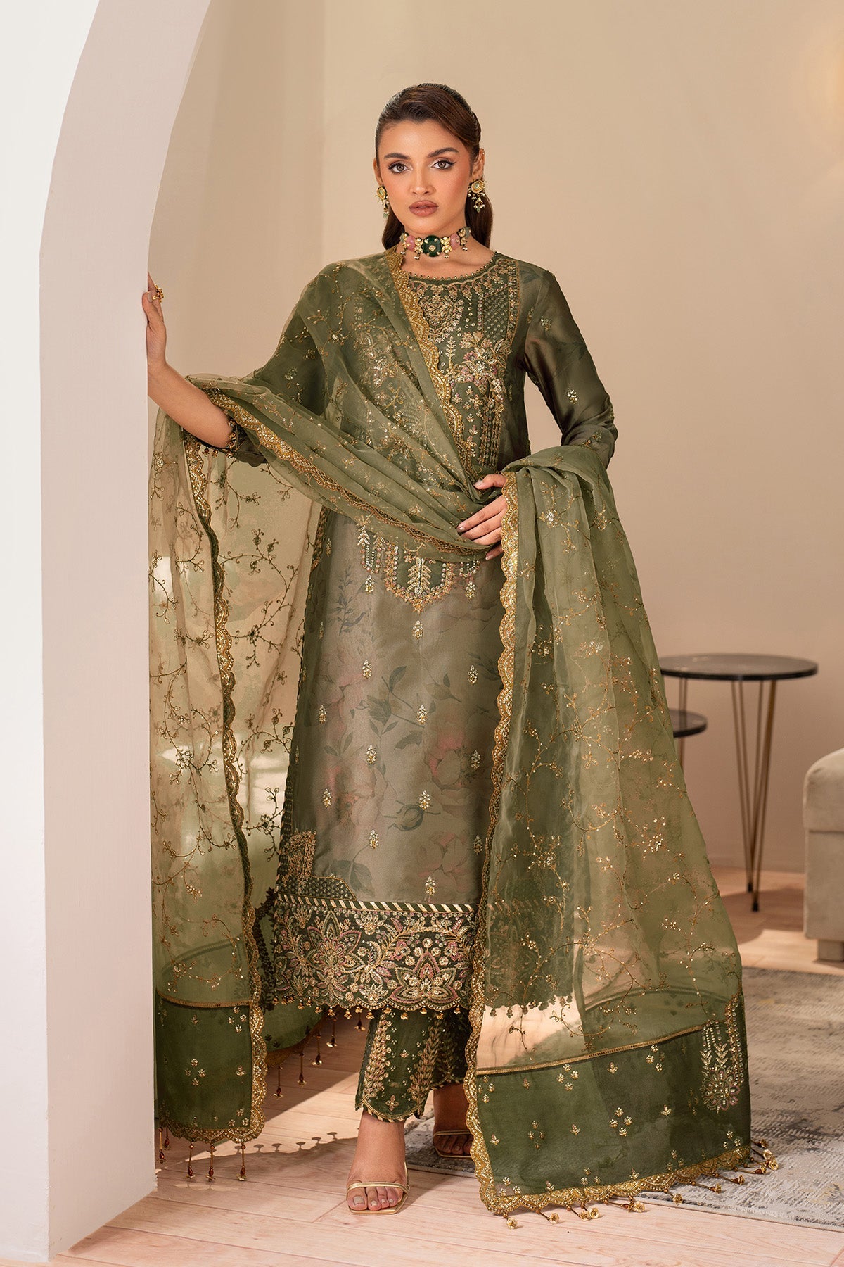 Alizeh | Formals 26 | Twilight, image 3