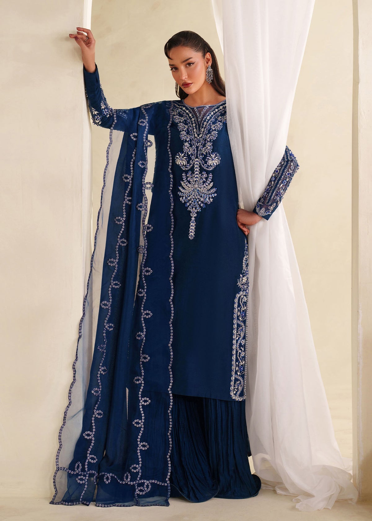 Dastoor | Maahi Luxury Pret | Chloe, image 8