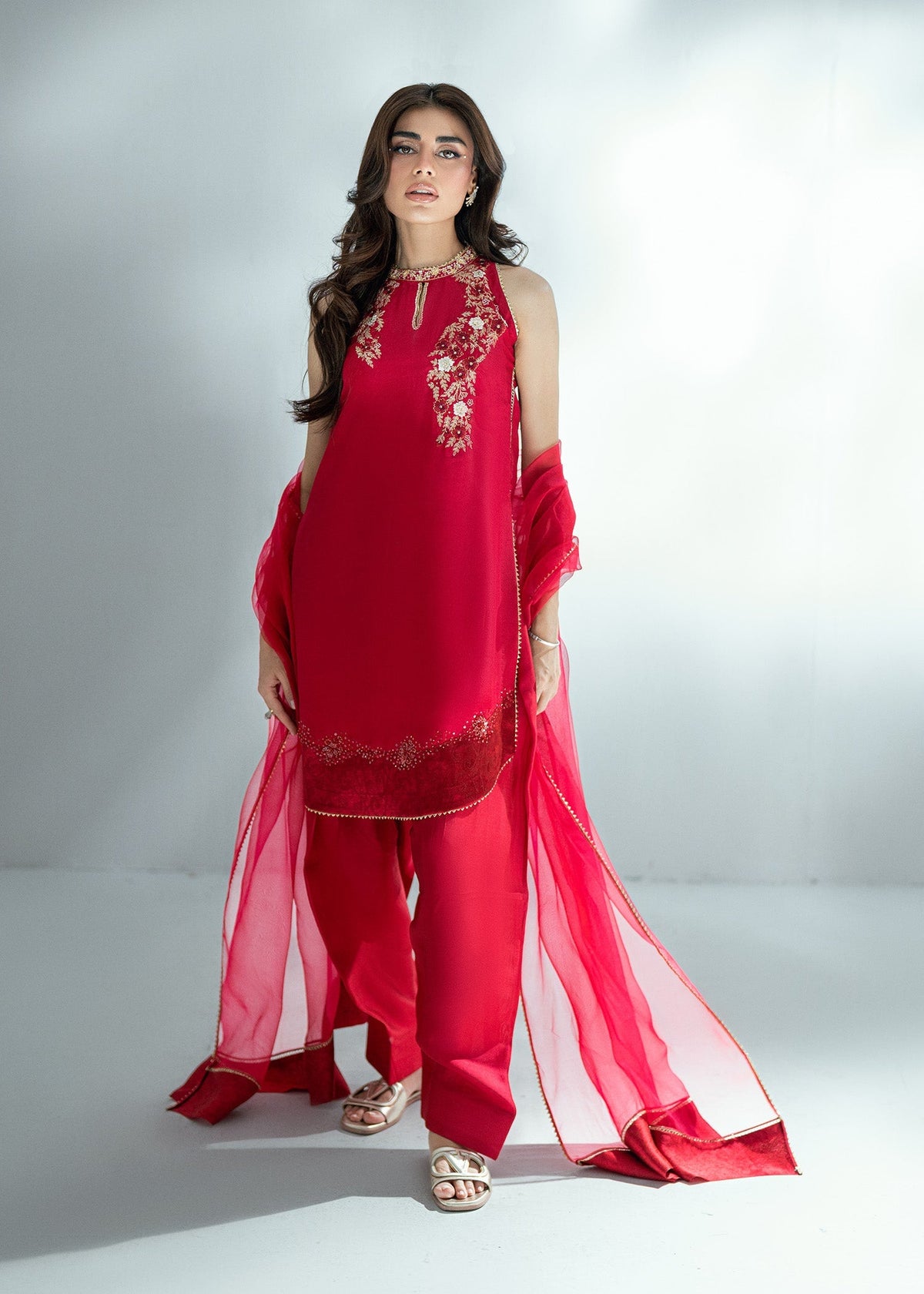 Umsha | Soiree De Rose | Scarlet Smile -  Umsha Ladies Clothes - Original Designer Dress - House of Maryam