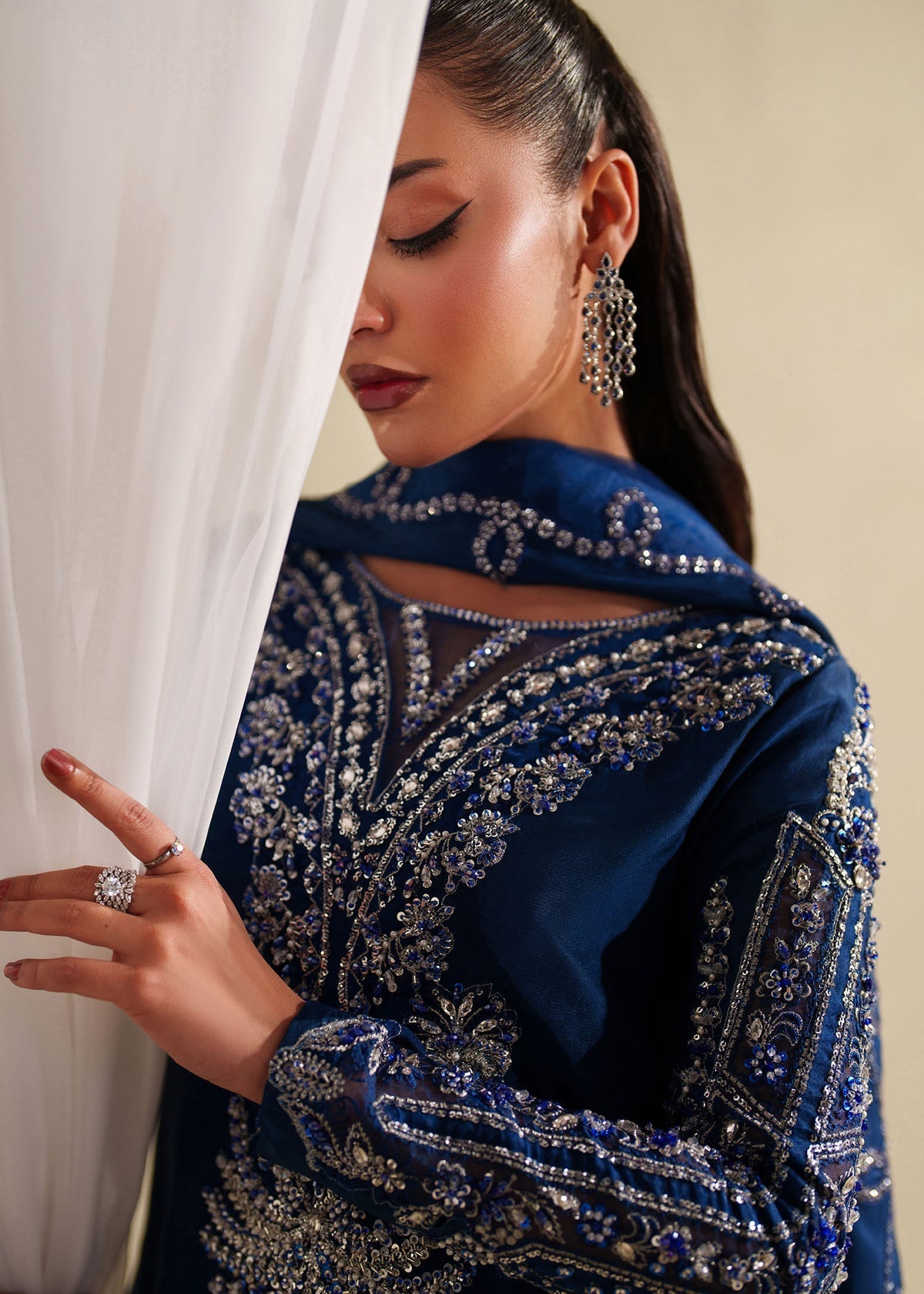 Dastoor | Maahi Luxury Pret | Chloe-5