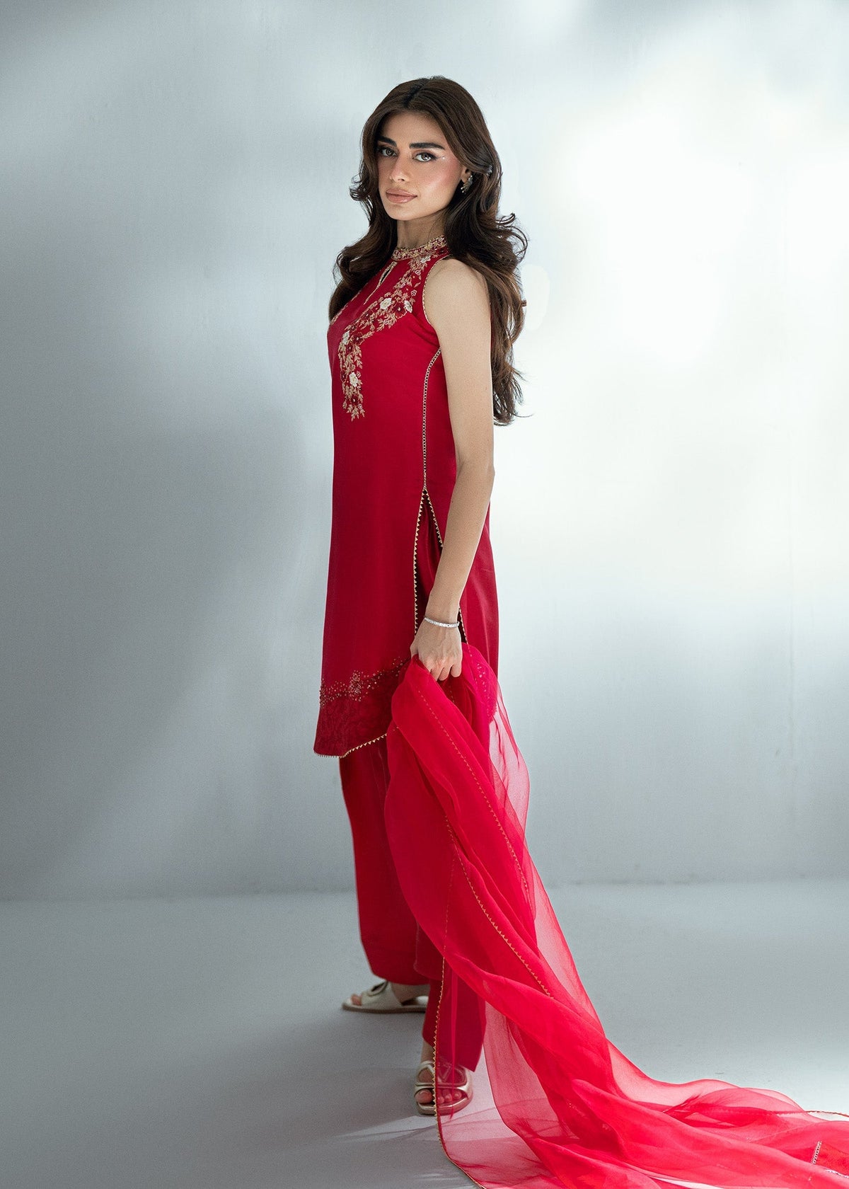 Umsha | Soiree De Rose | Scarlet Smile -  Umsha Ladies Clothes - Original Designer Dress - House of Maryam