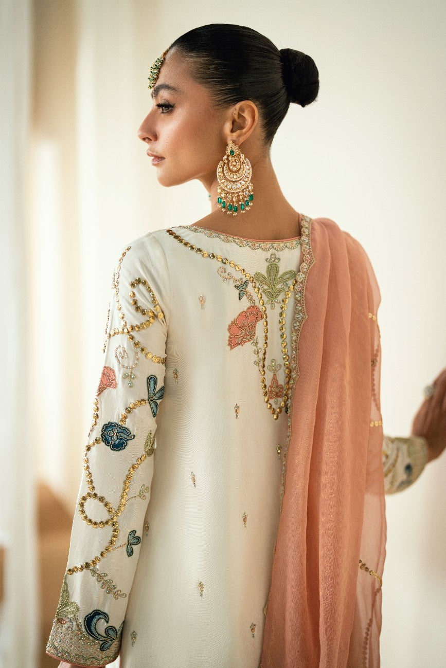 Sana Abbas | Zeya Formals | AYNA, image 5