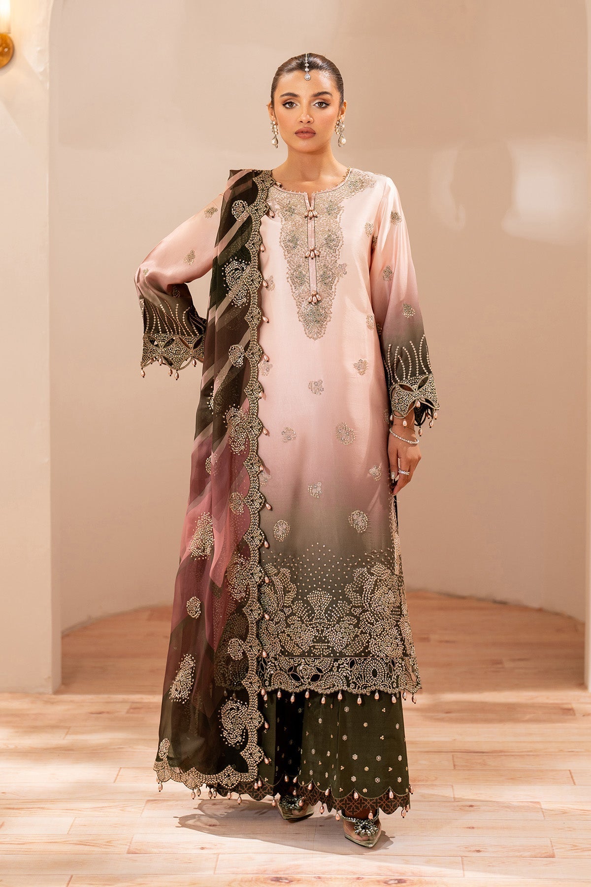 Alizeh | Formals 26 | Rozella, image 4