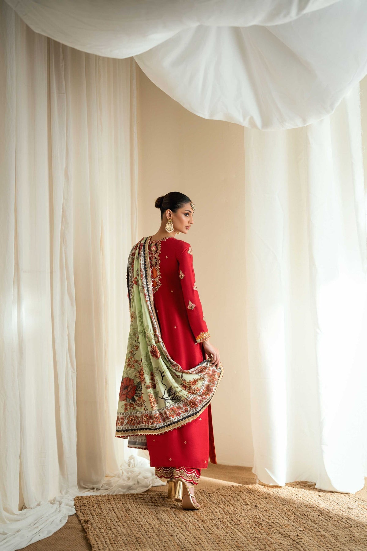 Sana Abbas | Zeya Formals | REENA, image 2