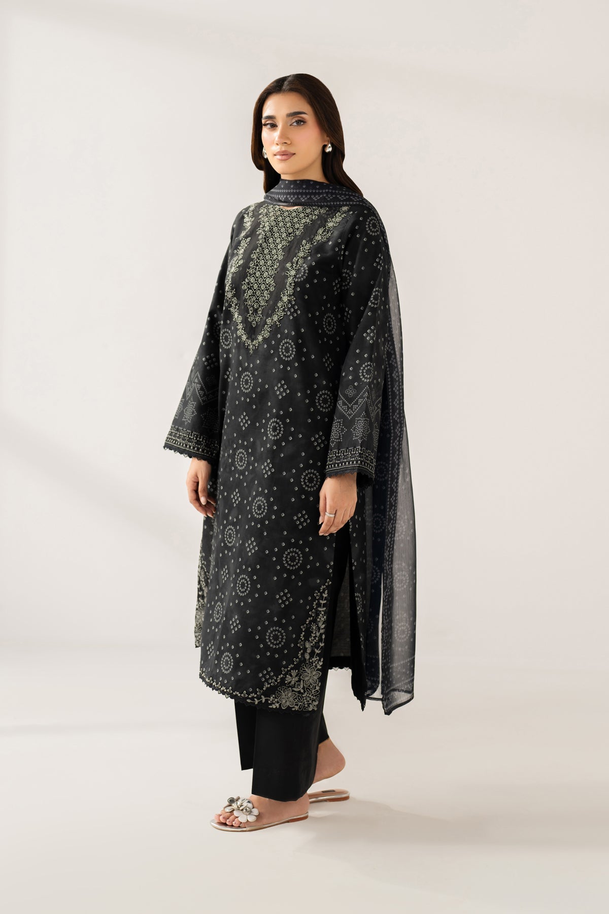 Xenia Formals | Lessence Summer 26 | NAERA, image 3