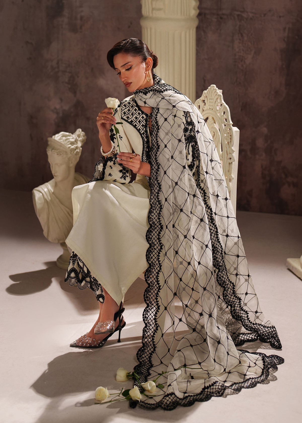 Dastoor | Maahi Luxury Pret | Zyra, image 3