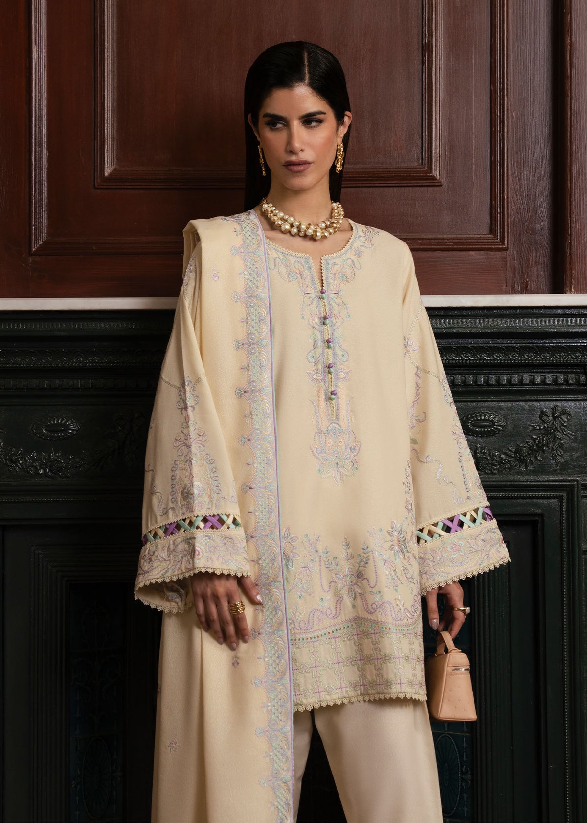 Kanwal Malik | Gulana Winter 25 | ShahGul, image 3