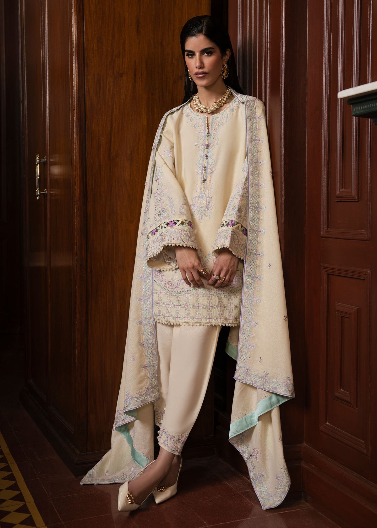 Kanwal Malik | Gulana Winter 25 | ShahGul, image 2