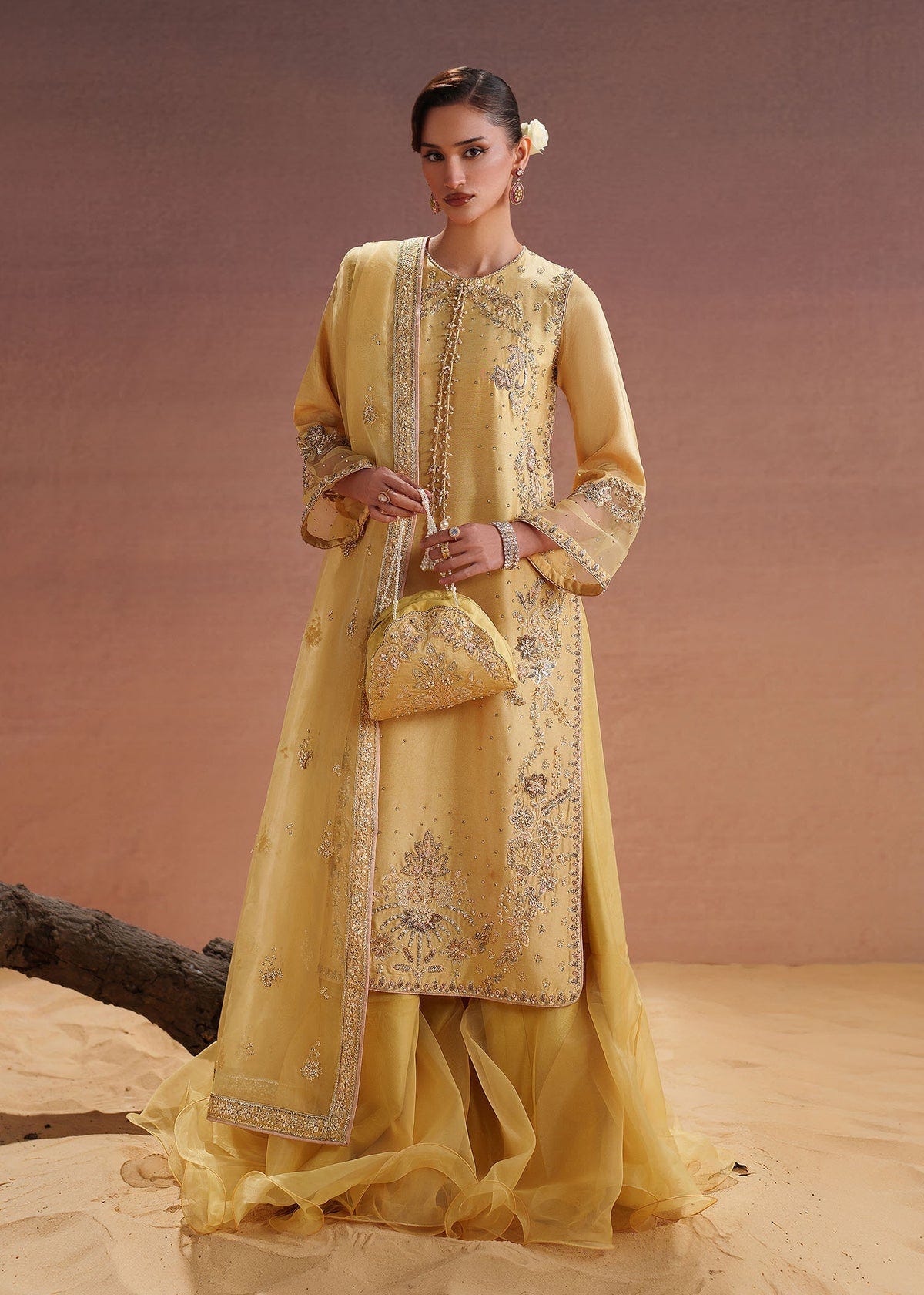 Dastoor | Maahi Luxury Pret | Amelie