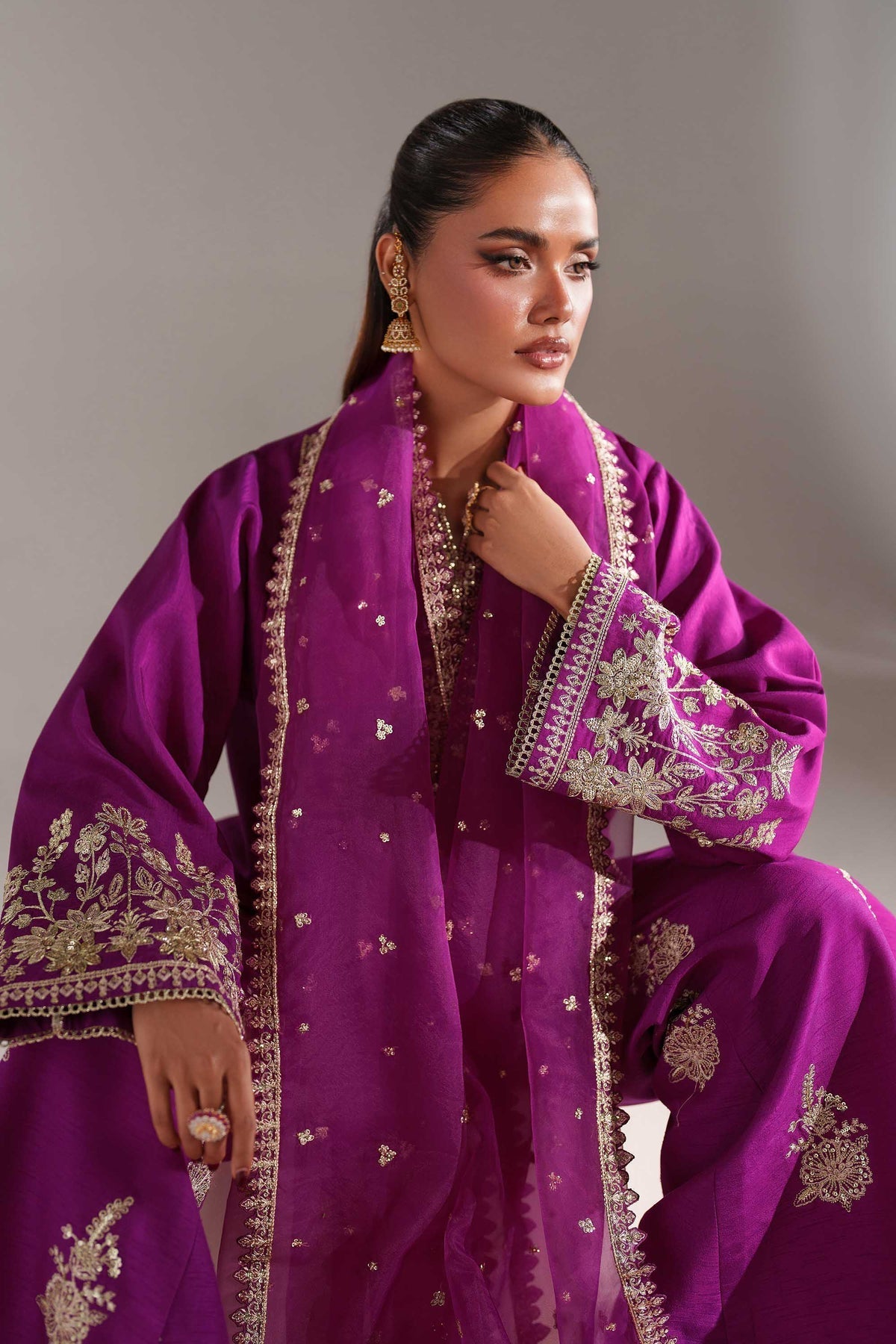Akbar Aslam | Formal Pret | Shaffa-5