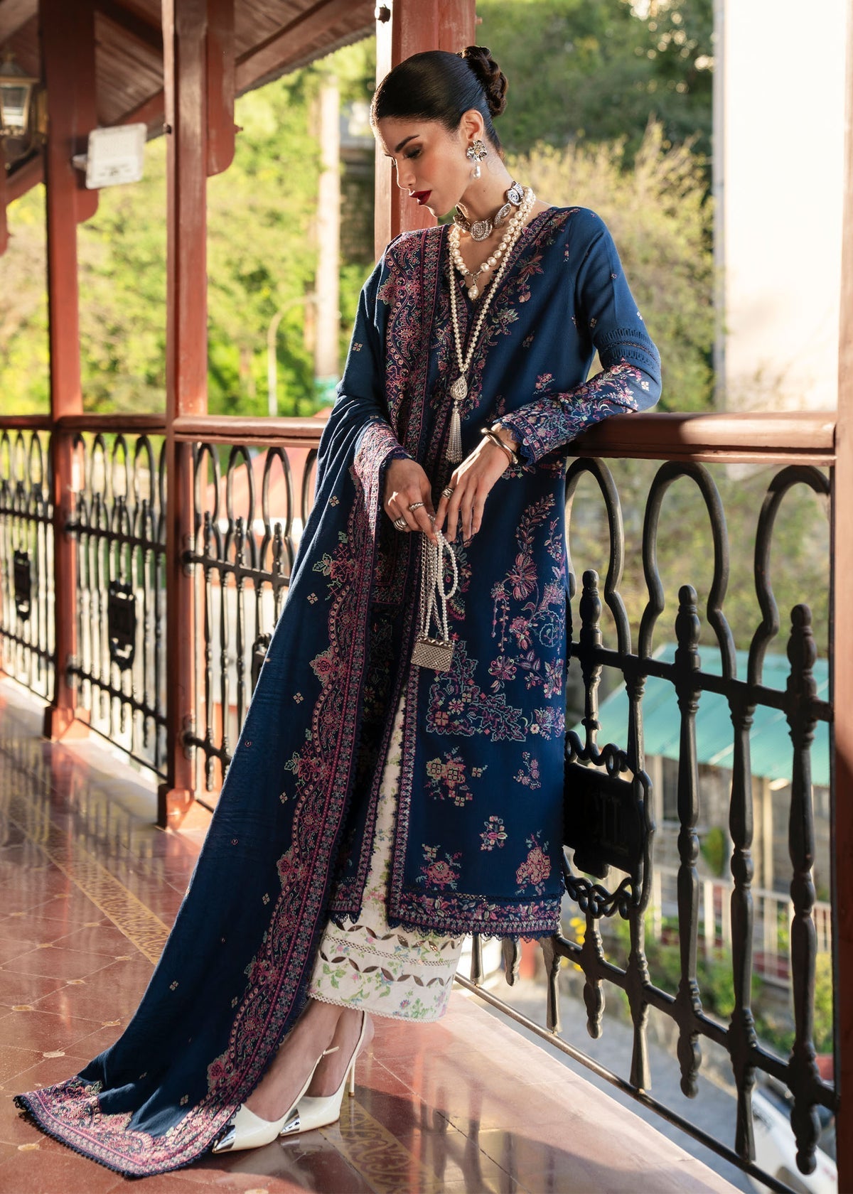 Kanwal Malik | Gulana Winter 25 | Nishwa-4