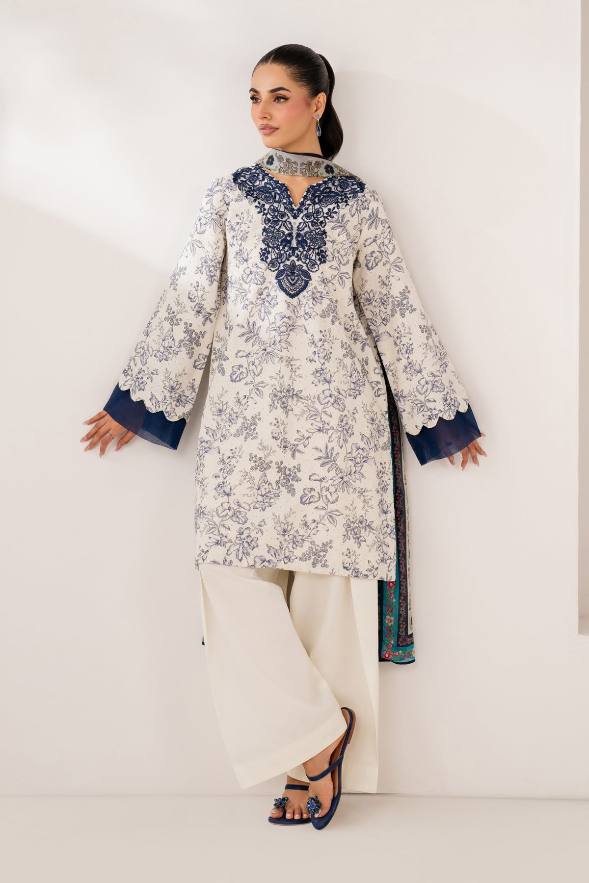 Xenia Formals | Namah Lawn 26 | KYMA, image 4