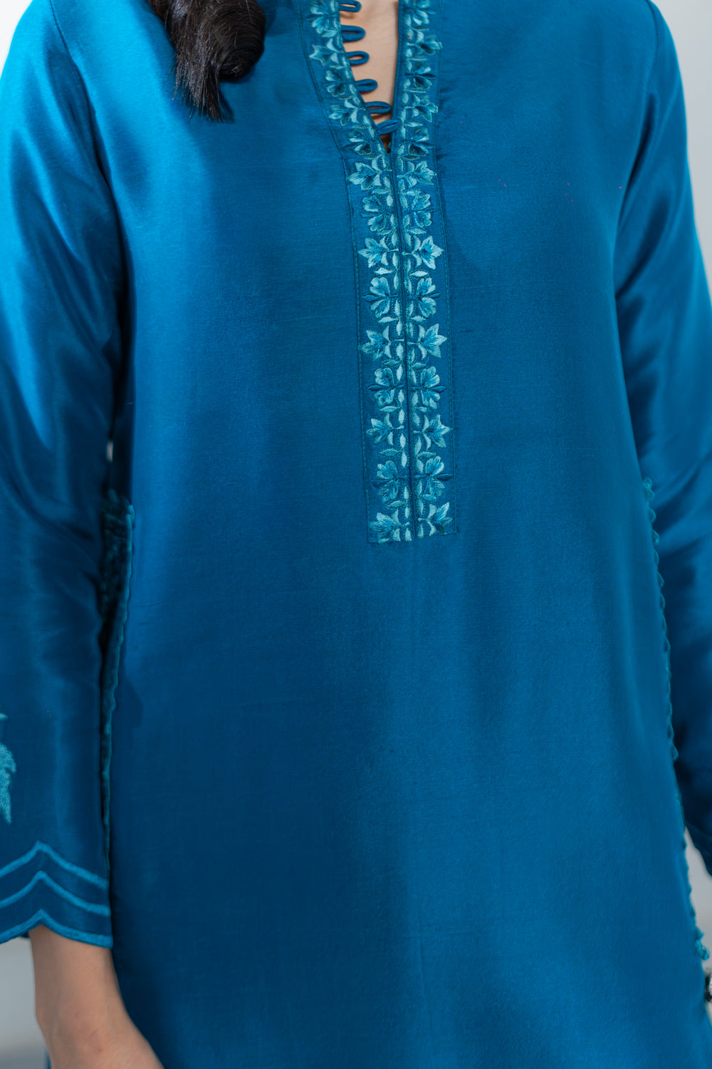 Wahaj M Khan | Lra Eid Collection 26 | Teal Red Rawsilk Set, image 4