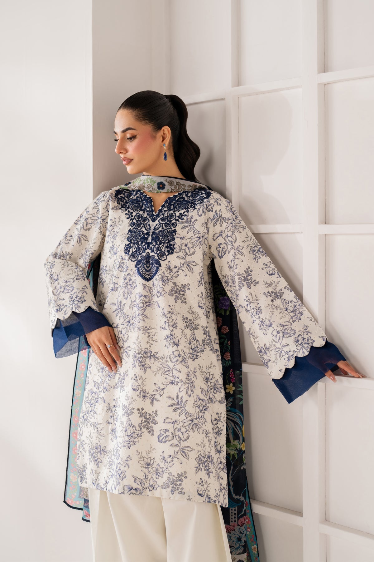 Xenia Formals | Namah Lawn 26 | KYMA, image 3