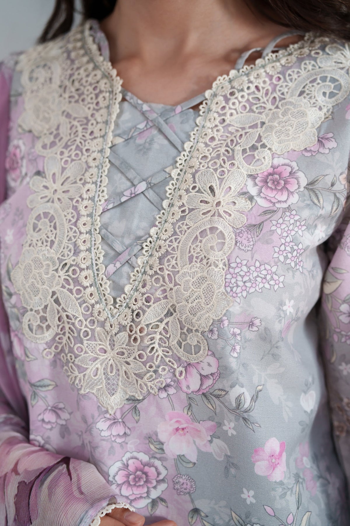 Neeshay | Summer Lines | BLUSHMERE, image 3