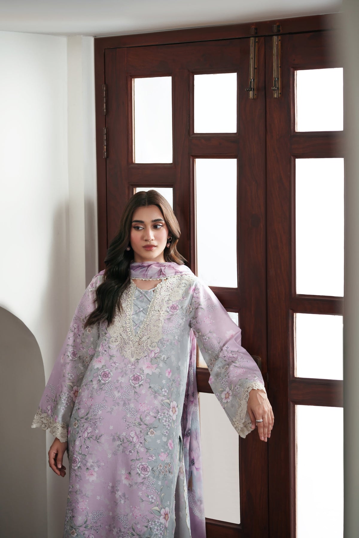 Neeshay | Summer Lines | BLUSHMERE, image 4