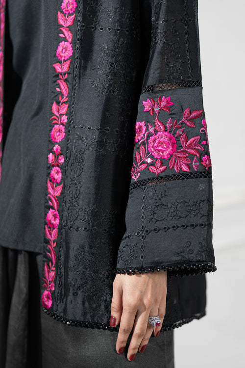 Wahaj M Khan | Lra Eid Collection 26 | Magenta Lyra JS, image 3