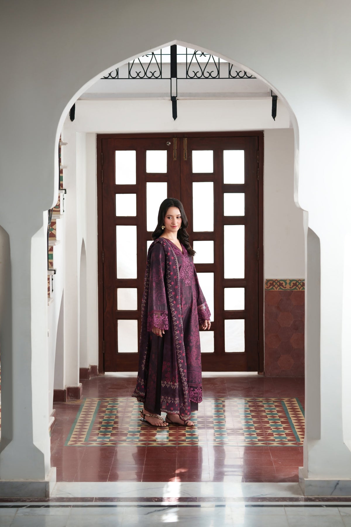 Neeshay | Summer Lines | MARVELLE, image 2