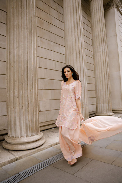 Sobia Nazir | Nimr 26 | Rosé