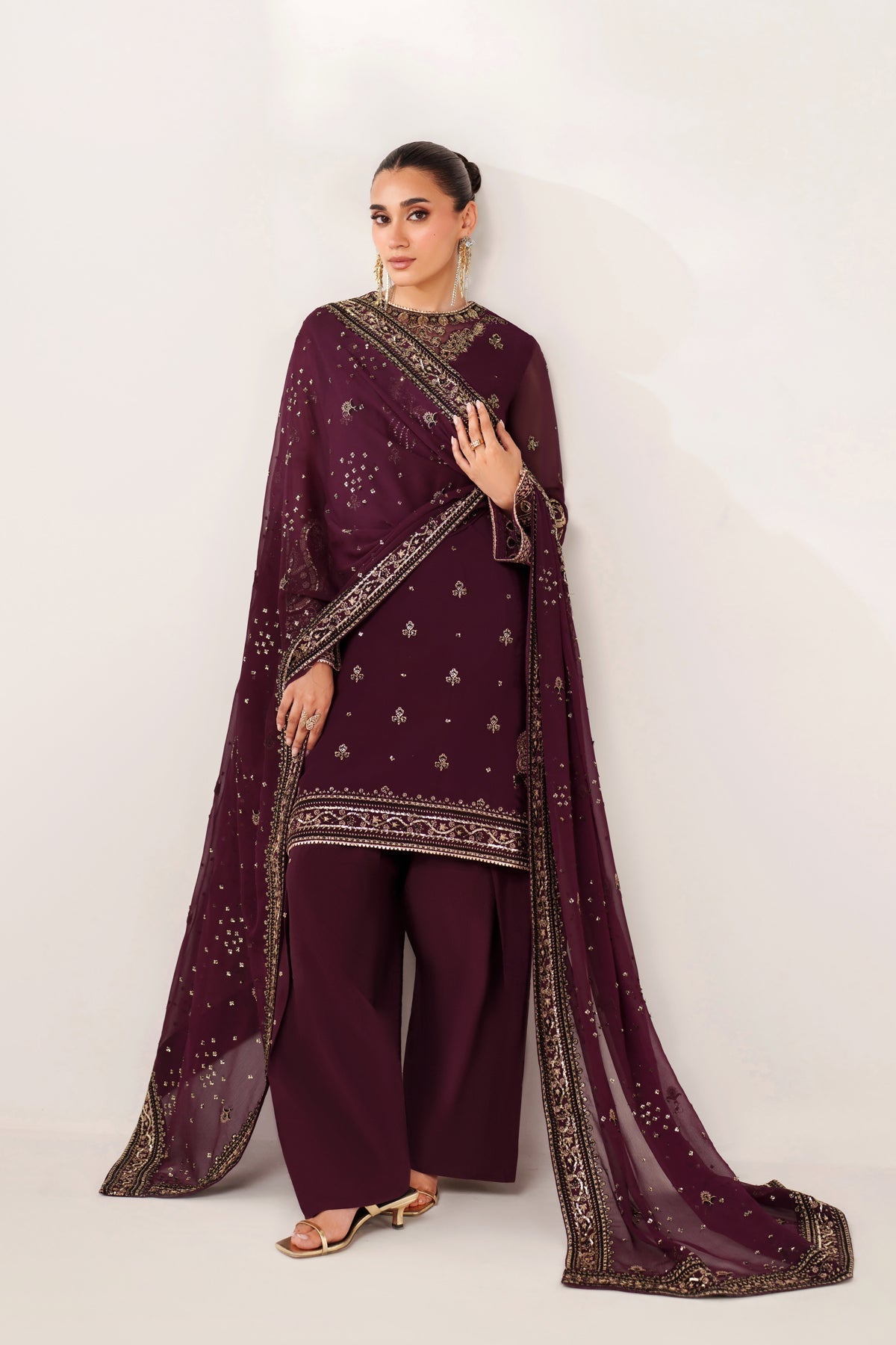 Xenia Formals | Luxury Formals 25 | NURI-4