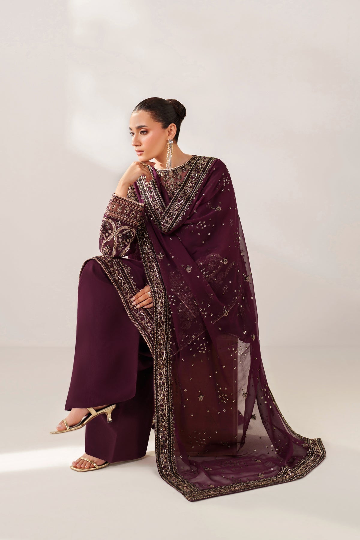 Xenia Formals | Luxury Formals 25 | NURI-8