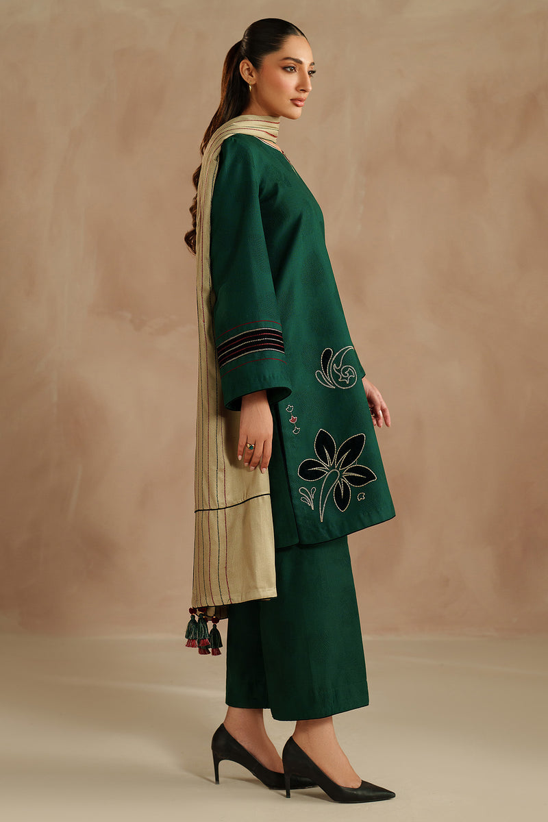 Jazmin | Winter 25 | UW-0168, image 3