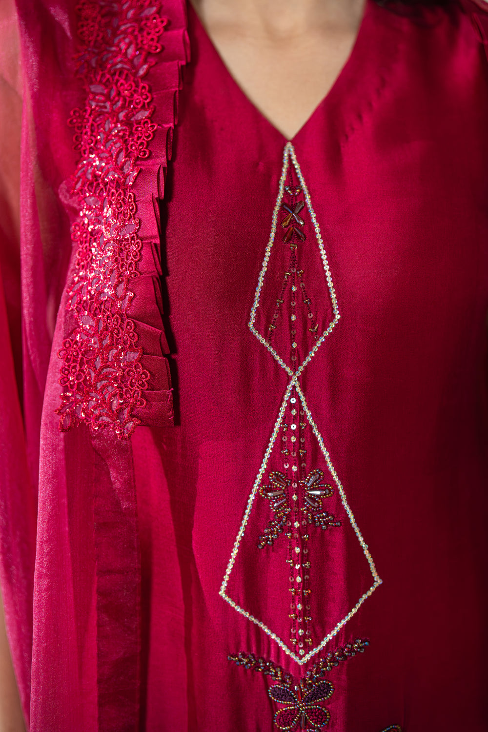 Wahaj M Khan | Lra Eid Collection 26 | Magenta Organza Cape Set, image 3