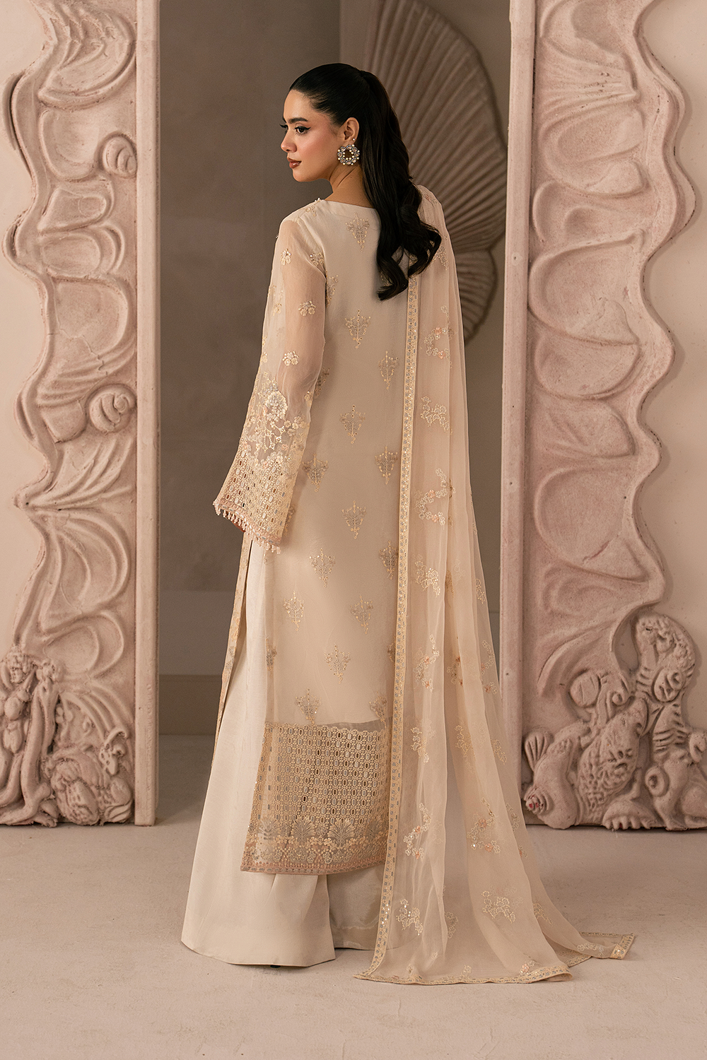 Lavish Premium | Izhare Muhabbat | WHITE ROSE-2