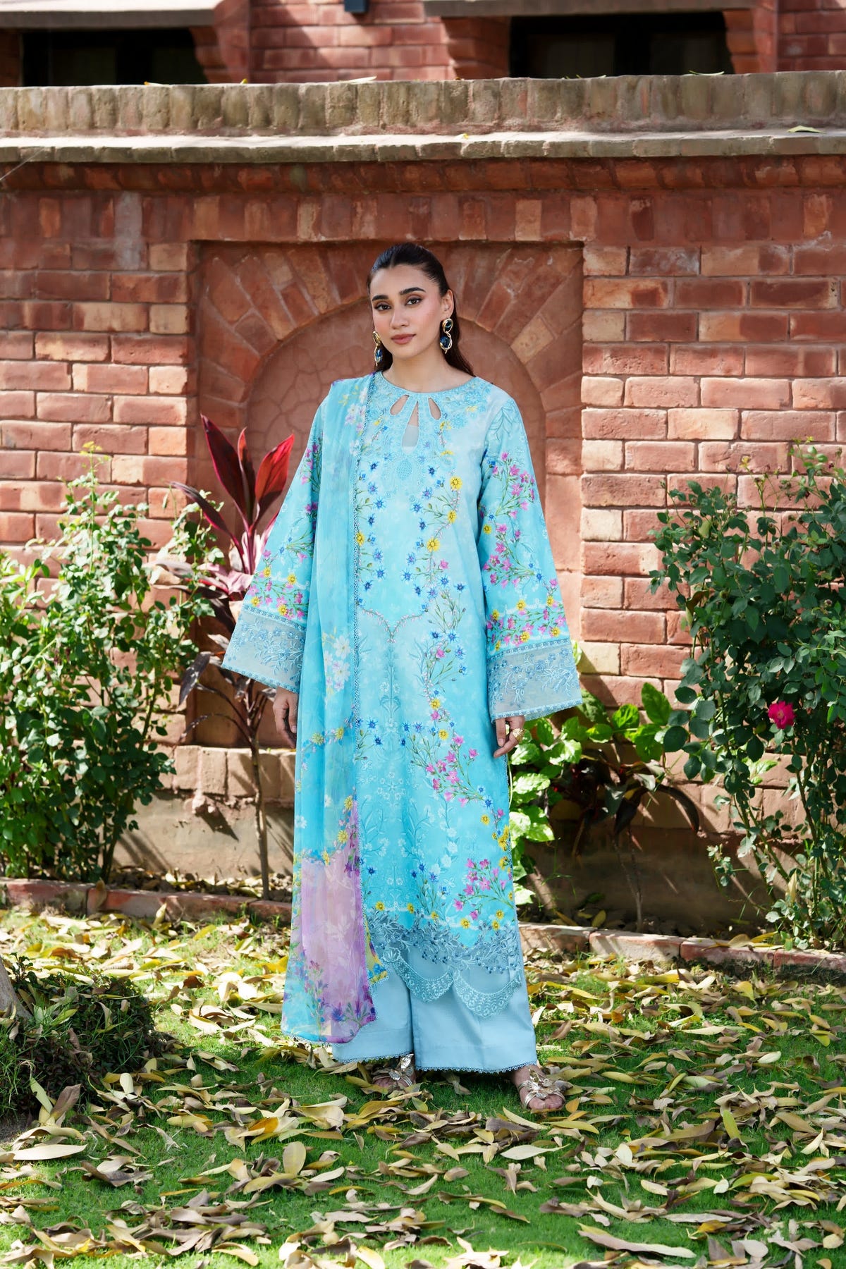 Neeshay | Summer Lines | CELESTIA