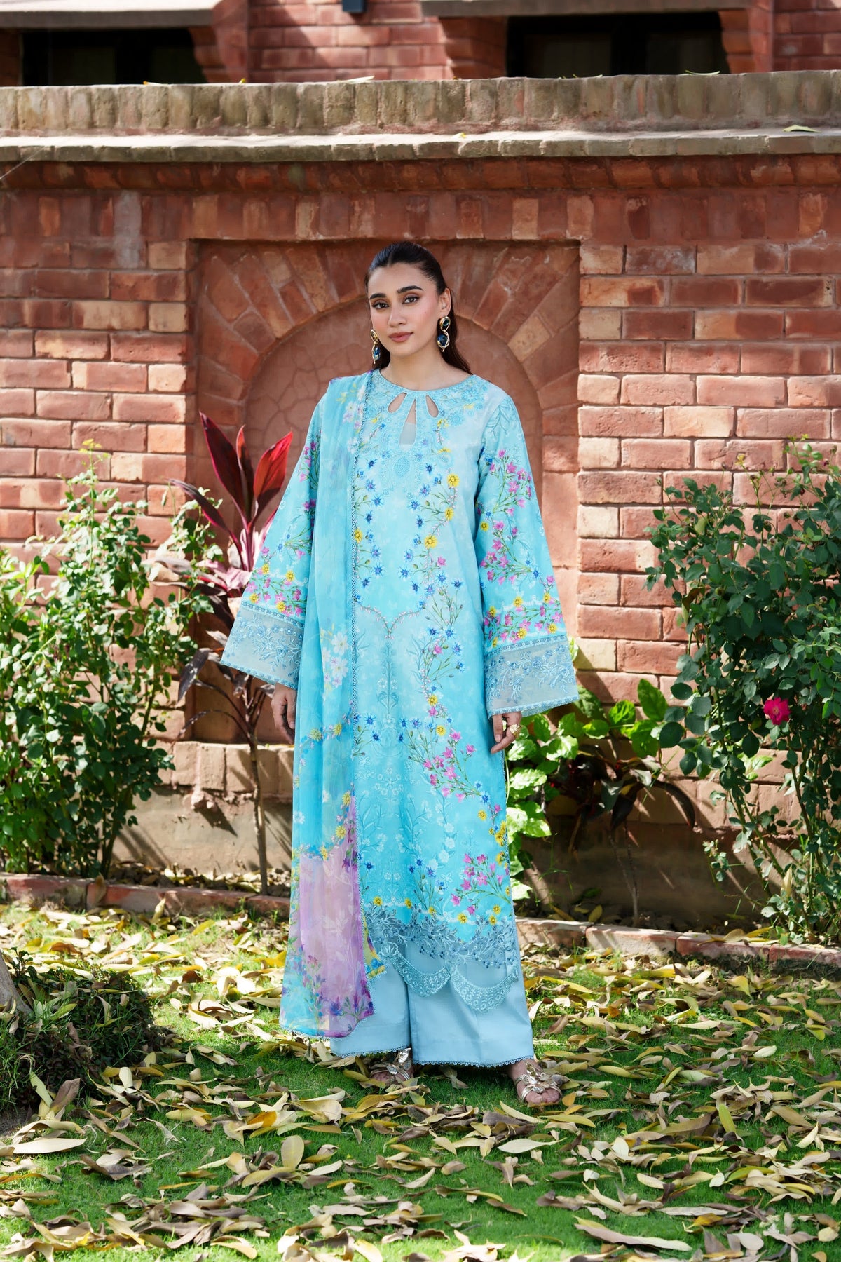 Neeshay | Summer Lines | CELESTIA