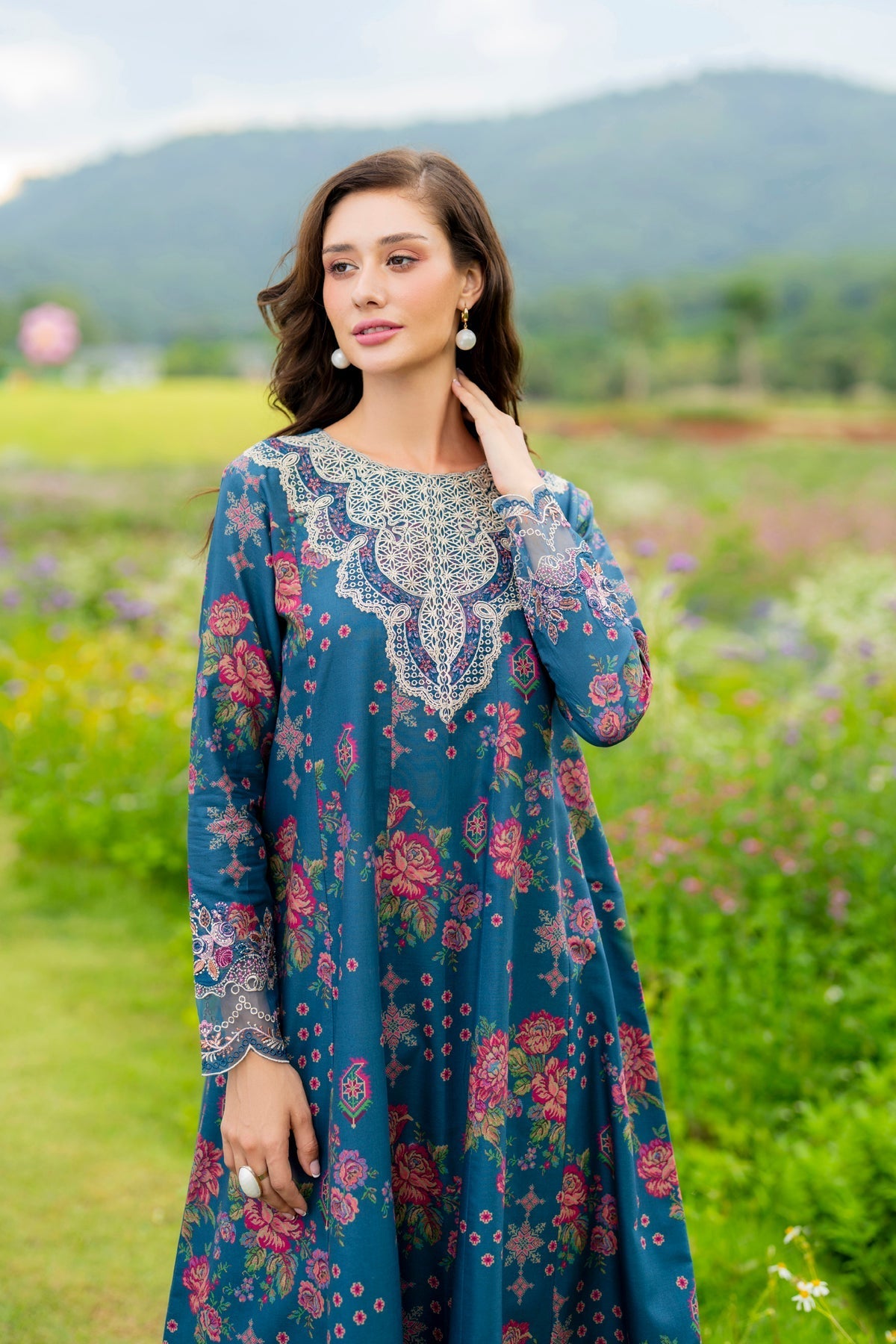 Xenia Formals | Ready to Wear | BENE-B, image 3
