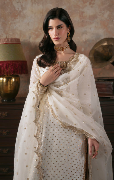 Maya | Viola Luxe Velvet 25 | ALANNA, image 3