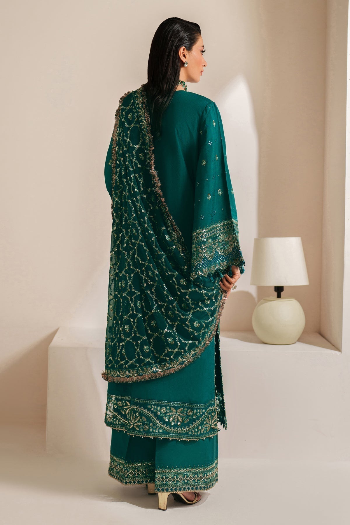 Xenia Formals | Neorah Luxury Formals | SERIYA-2