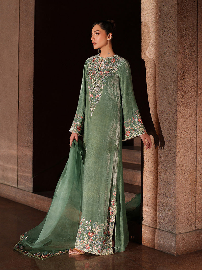 Caia | Luxury Velvet Edit 25 | Zaria-2