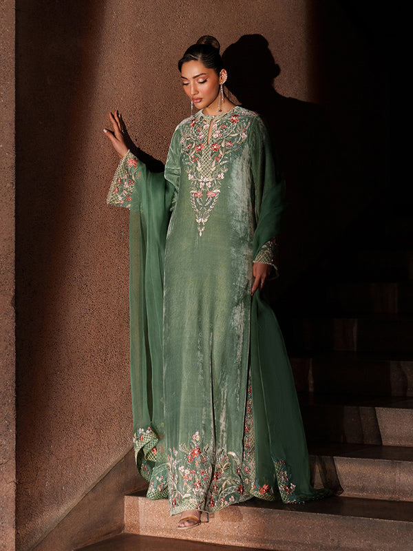 Caia | Luxury Velvet Edit 25 | Zaria-4