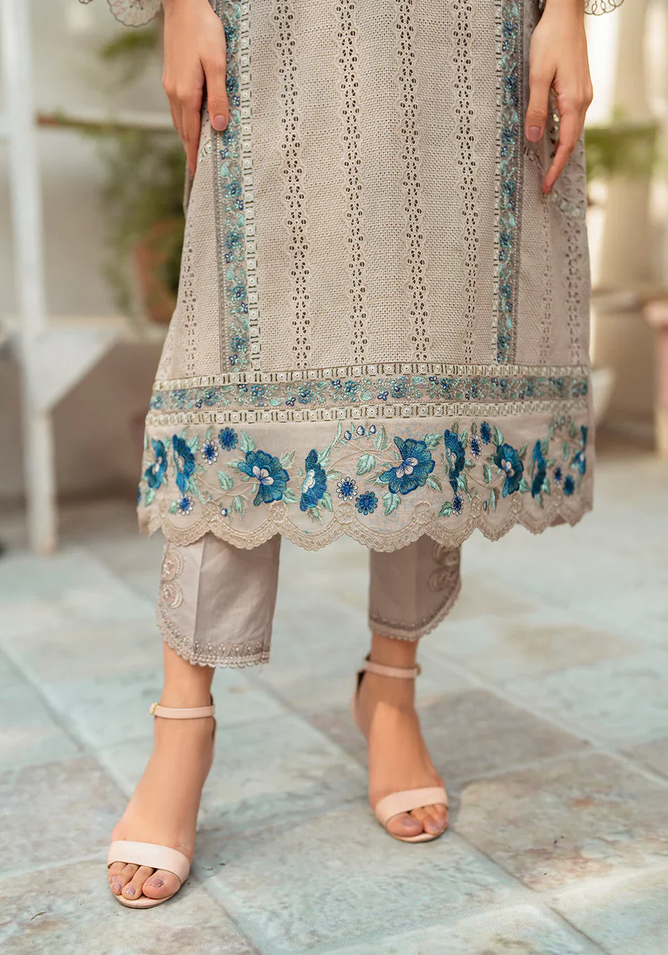 Zarqash | Belle Ame 24 | BL 010 Gris by Designer Zarqash - House of Maryam - Pakistani Designer Ethnic Wear in {{ shop.shopifyCountryName }}