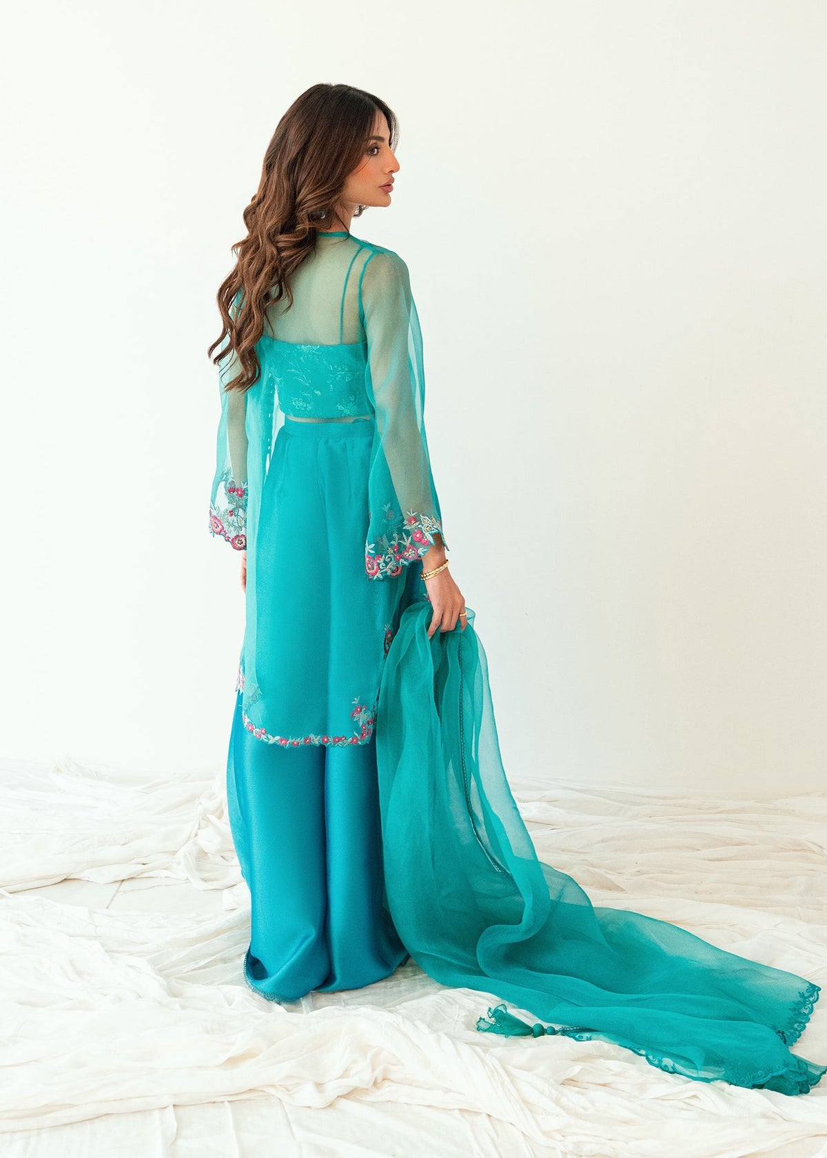 Umsha | Sehar e Noor | Zareen, image 2
