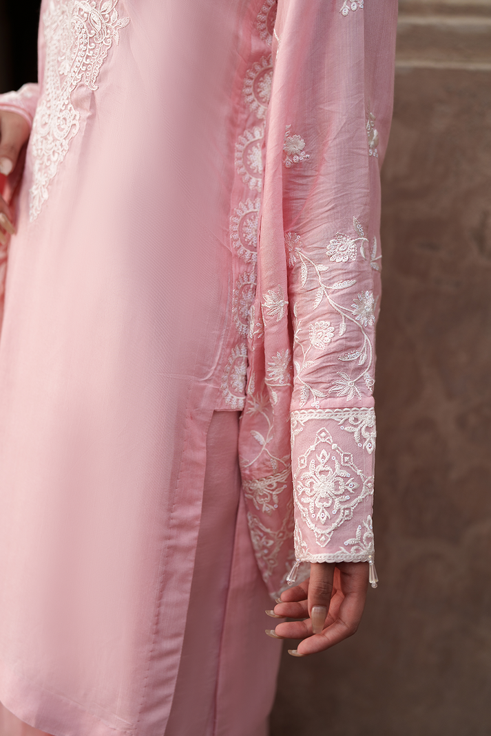 Saad Shaikh | Zaria Festive Pret 25 | BLUSH -  Saad Shaikh Ladies Clothes - Original Designer Dress - House of Maryam
