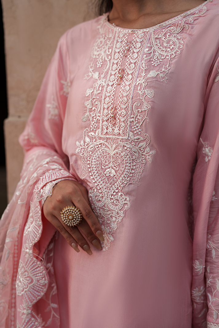 Saad Shaikh | Zaria Festive Pret 25 | BLUSH -  Saad Shaikh Ladies Clothes - Original Designer Dress - House of Maryam