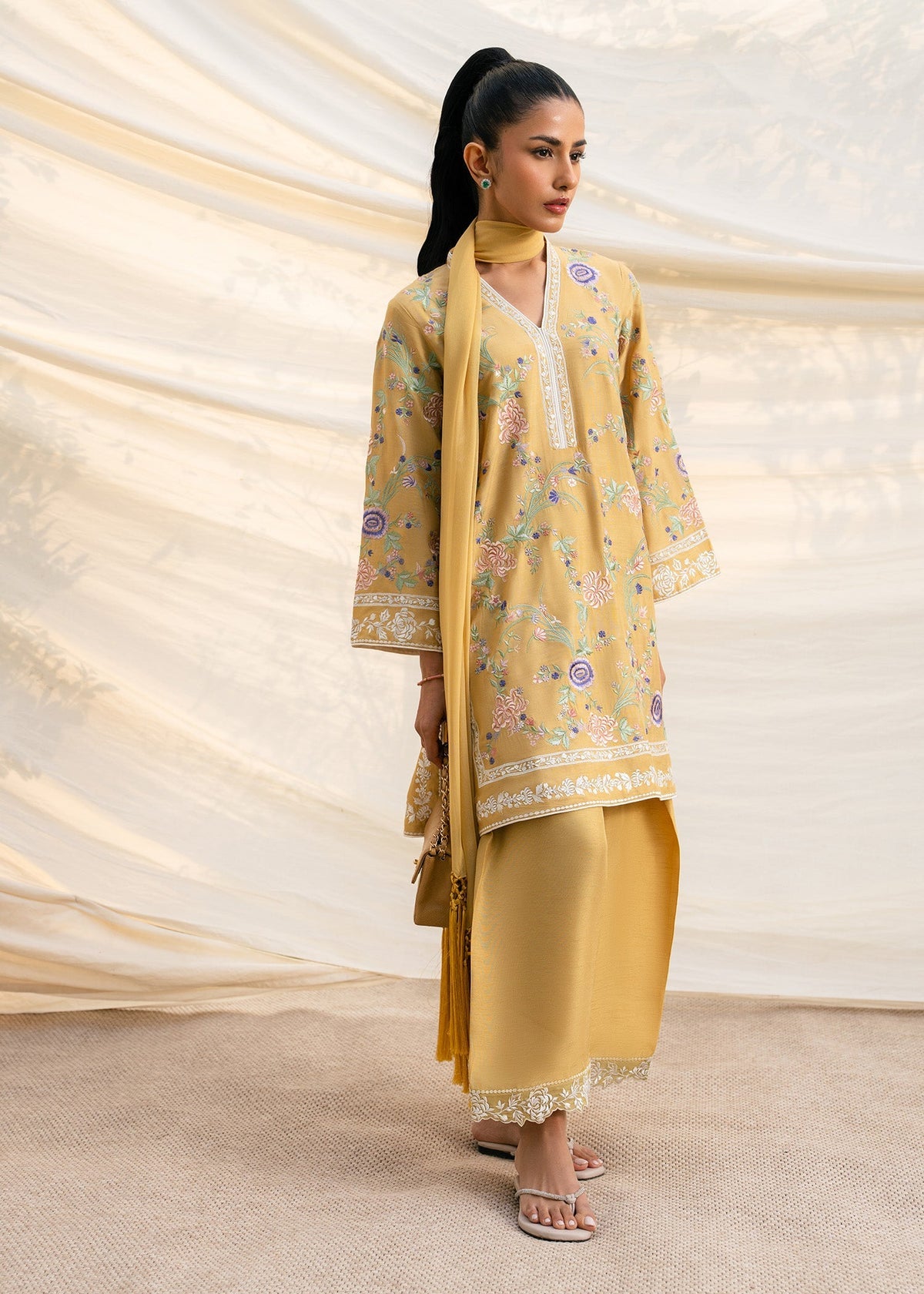 Mahgul | Ambi Bagh Silk Edit | Zarnish, image 7