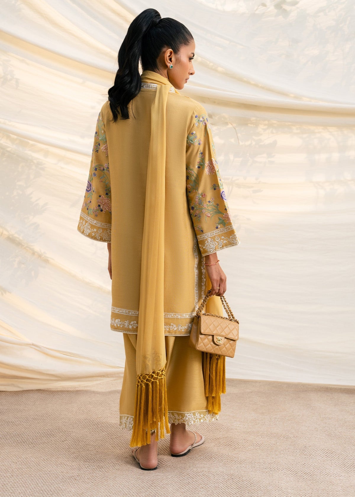 Mahgul | Ambi Bagh Silk Edit | Zarnish, image 2