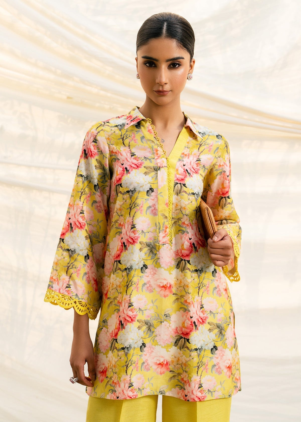 Mahgul | Ambi Bagh Silk Edit | Noor Bano, image 3