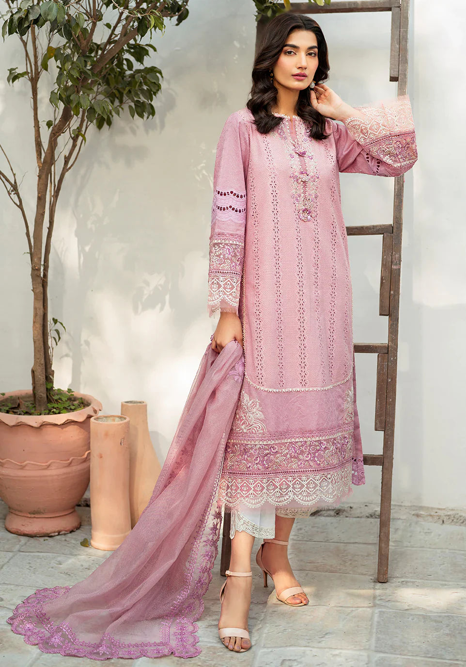 Zarqash | Belle Ame 24 | BL 003 La Rose by Zarqash - House of Maryam