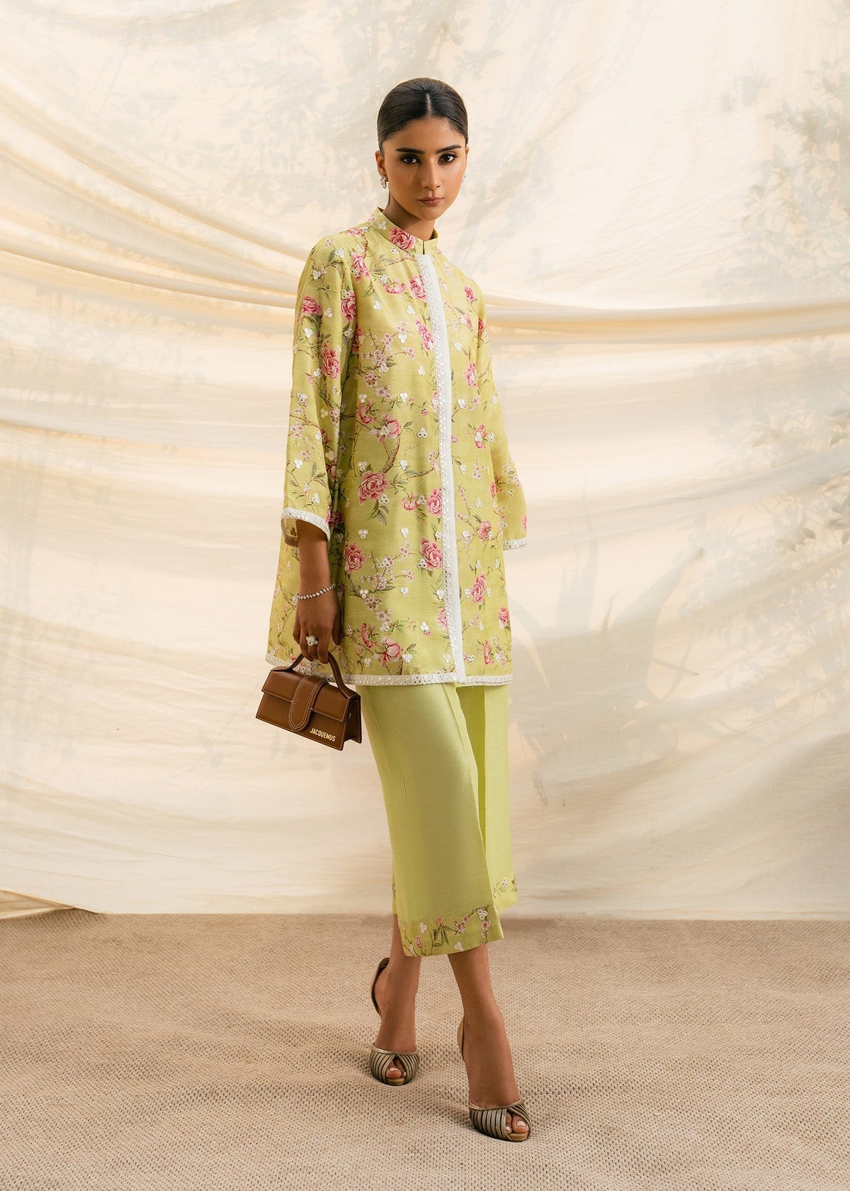 Mahgul | Ambi Bagh Silk Edit | Gulpari-4