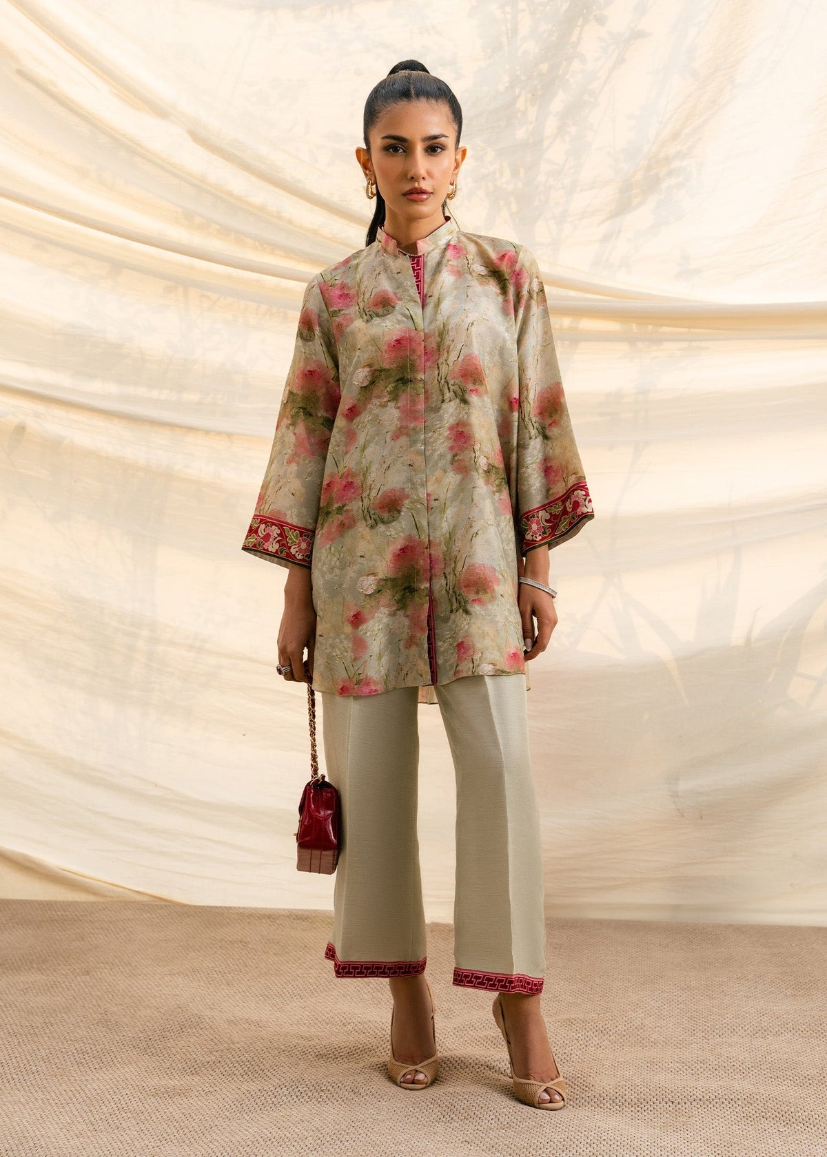 Mahgul | Ambi Bagh Silk Edit | Abeer