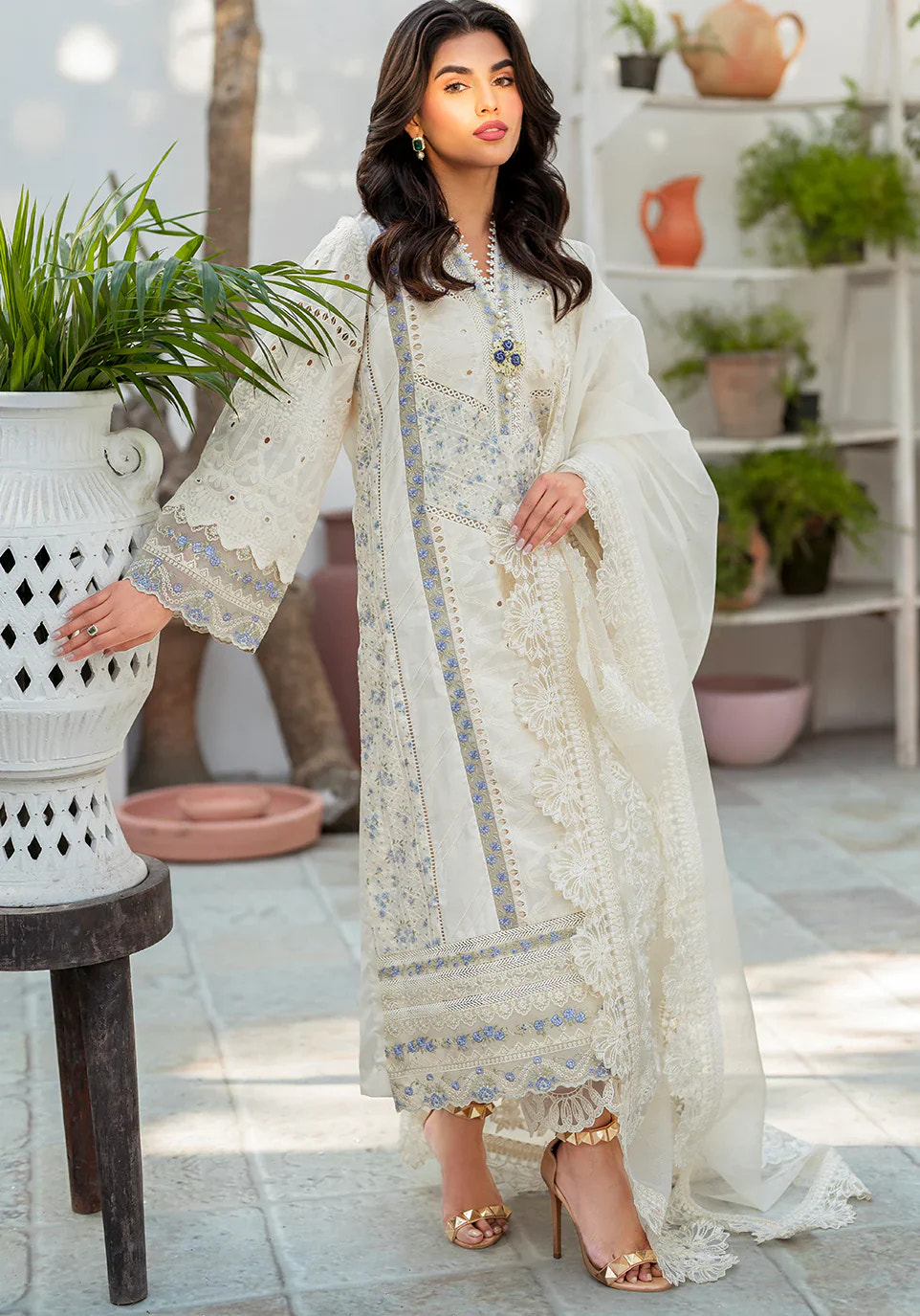 Zarqash | Belle Ame 24 | BL 002 Rosettes -  Zarqash Luxury - Original Designer Dress - House of Maryam
