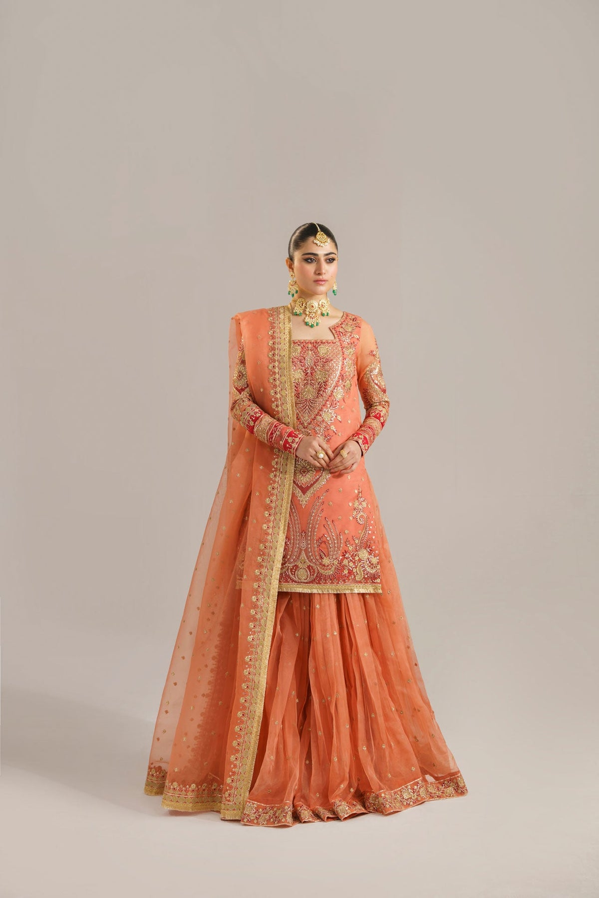 Akbar Aslam | Formals | Begum Bano, image 3
