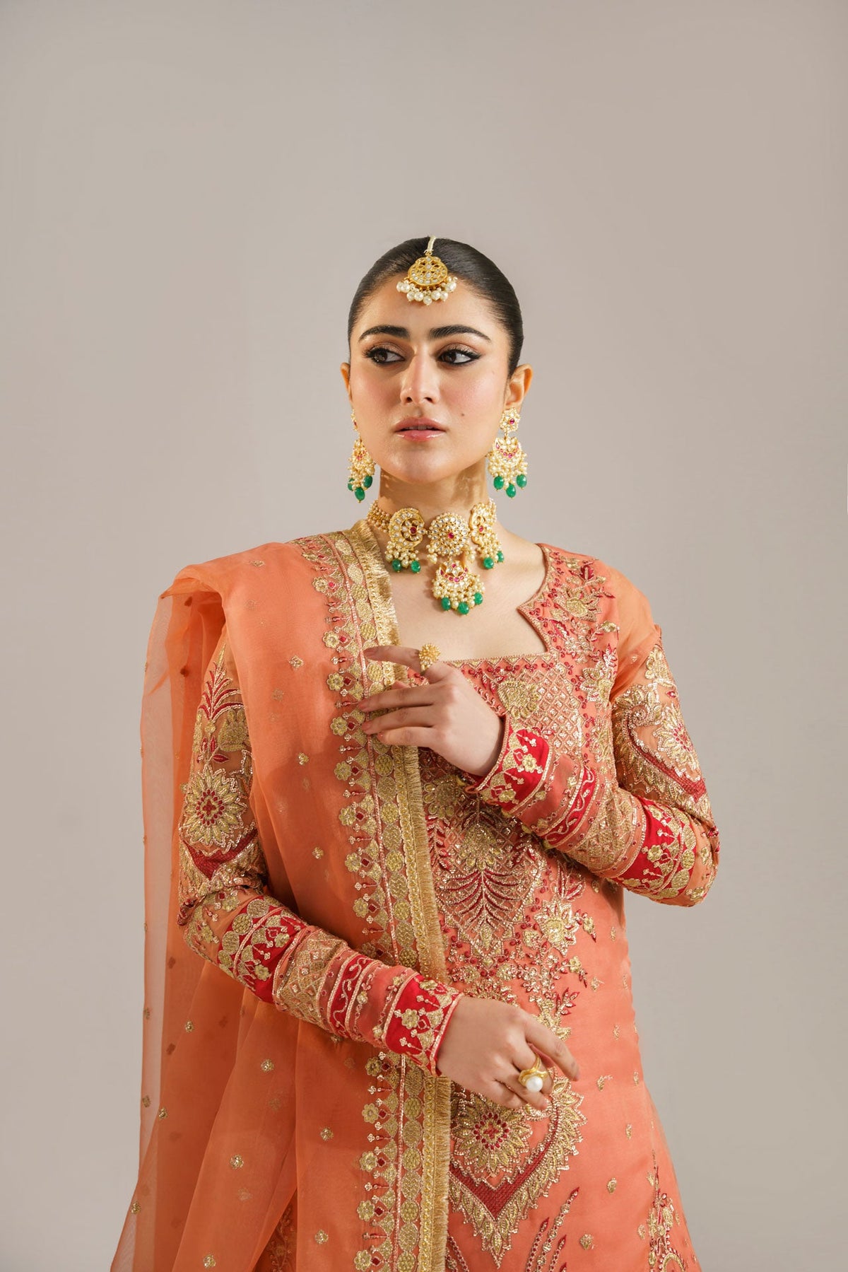 Akbar Aslam | Formals | Begum Bano, image 4