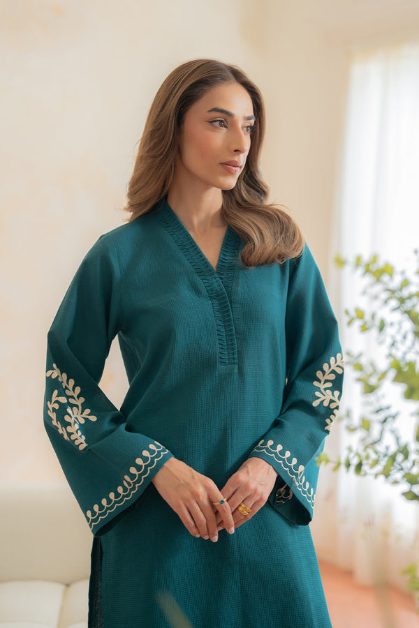 Sahar | Pret Essentials Winter 25 | Emerald Tide-5